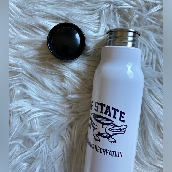 San Francisco State University waterbottle - Picture 4 of 4